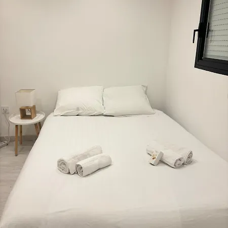 Apartment Elegant T2 A 100m De La - Proche Aeroport